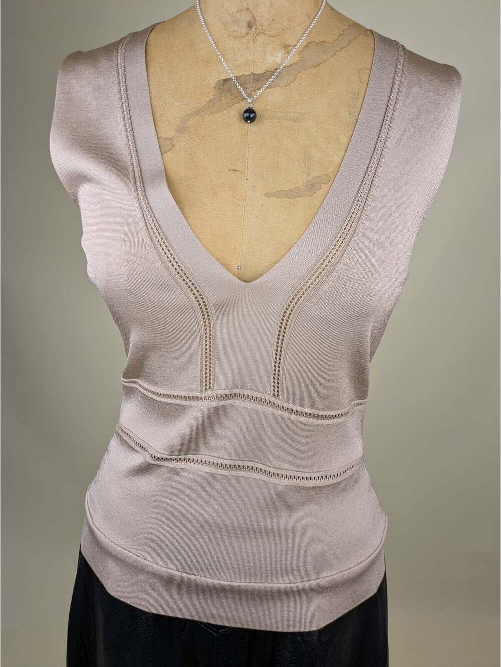 Y2K gucci frida giannini pink v necks sleeveless top